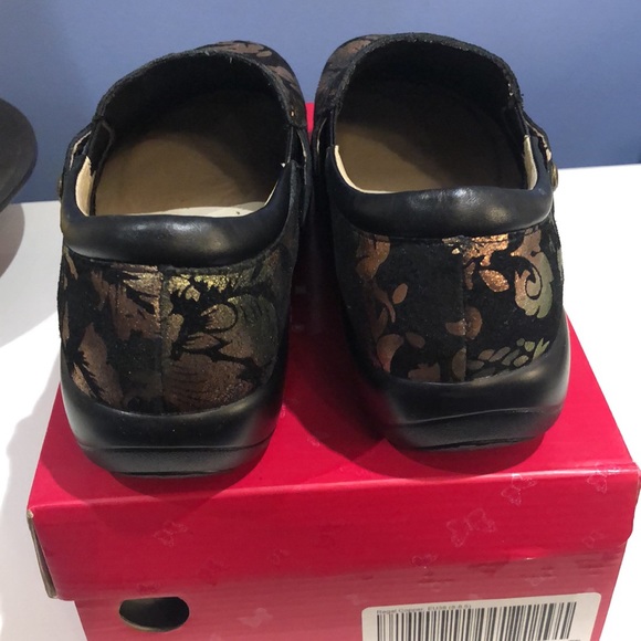 Alegria Slip on Mule Shoe - Picture 12 of 12